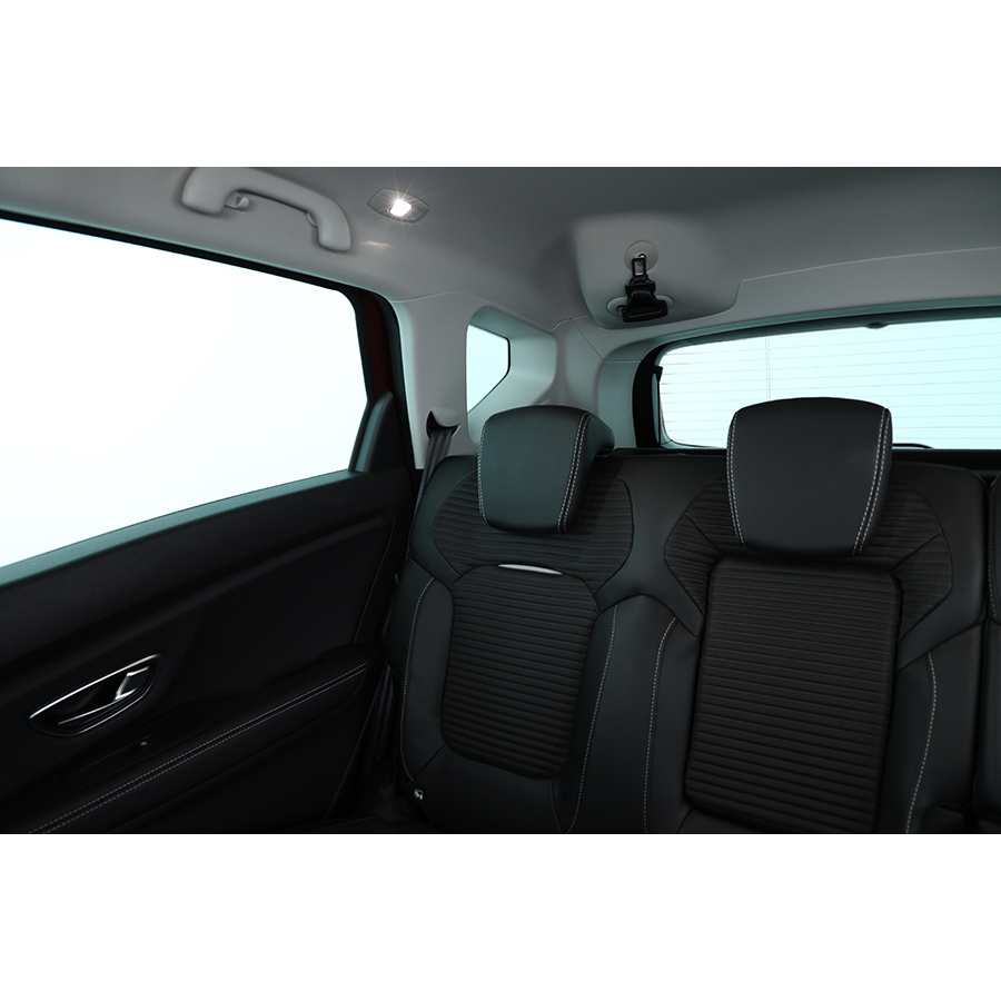 Renault Scenic TCe 140 FAP - 