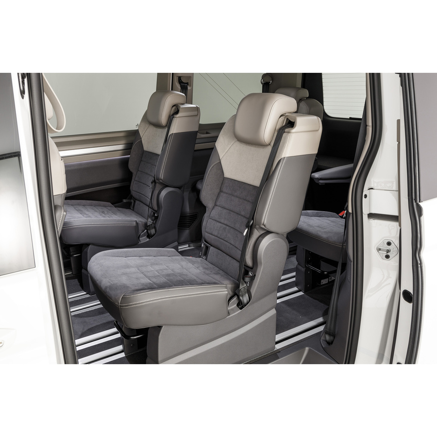 Volkswagen Multivan 2.0 TDI 150 DSG7