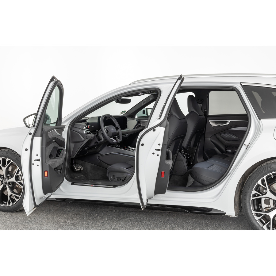 Audi A6 Avant 2.0 TFSI 299ch e-hybrid Quattro S tronic 7