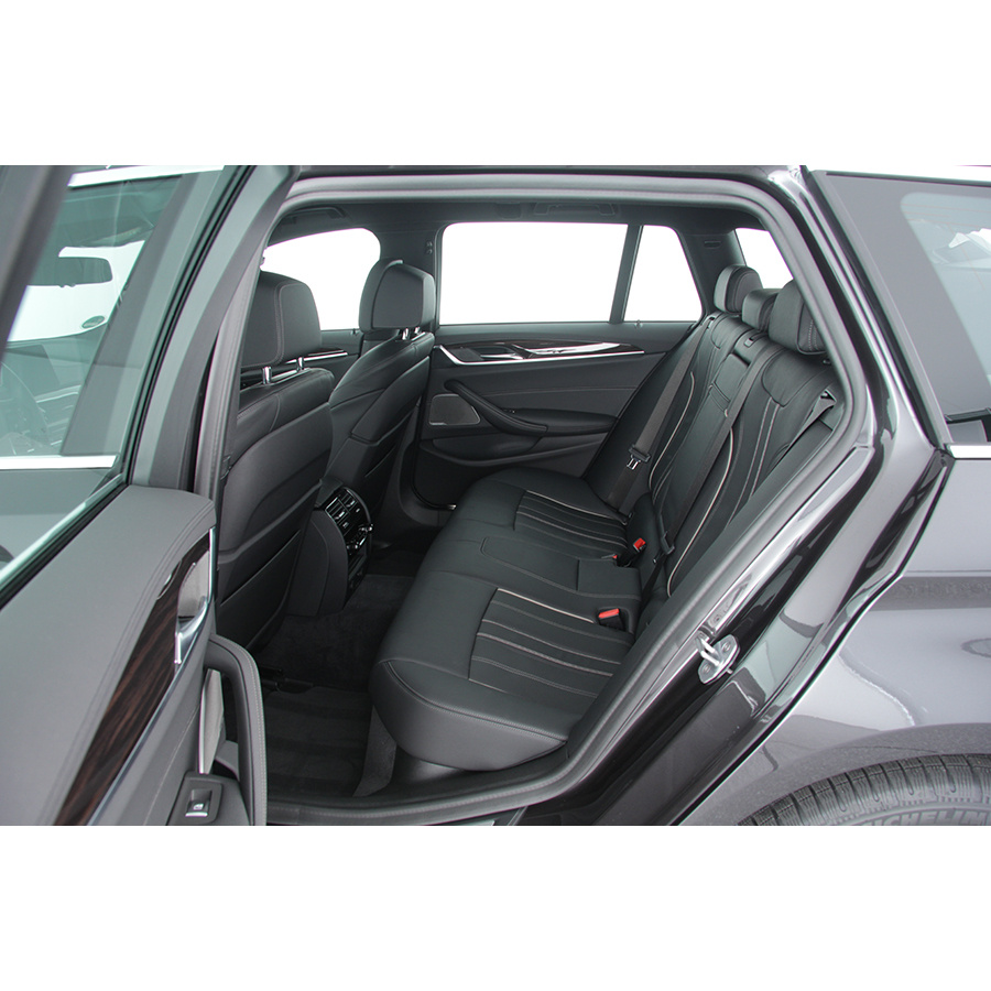 BMW 520d Touring 190 ch BVA8 - 