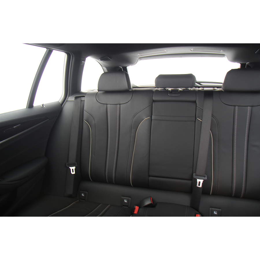 BMW 520i Touring 184 ch BVA8 - 