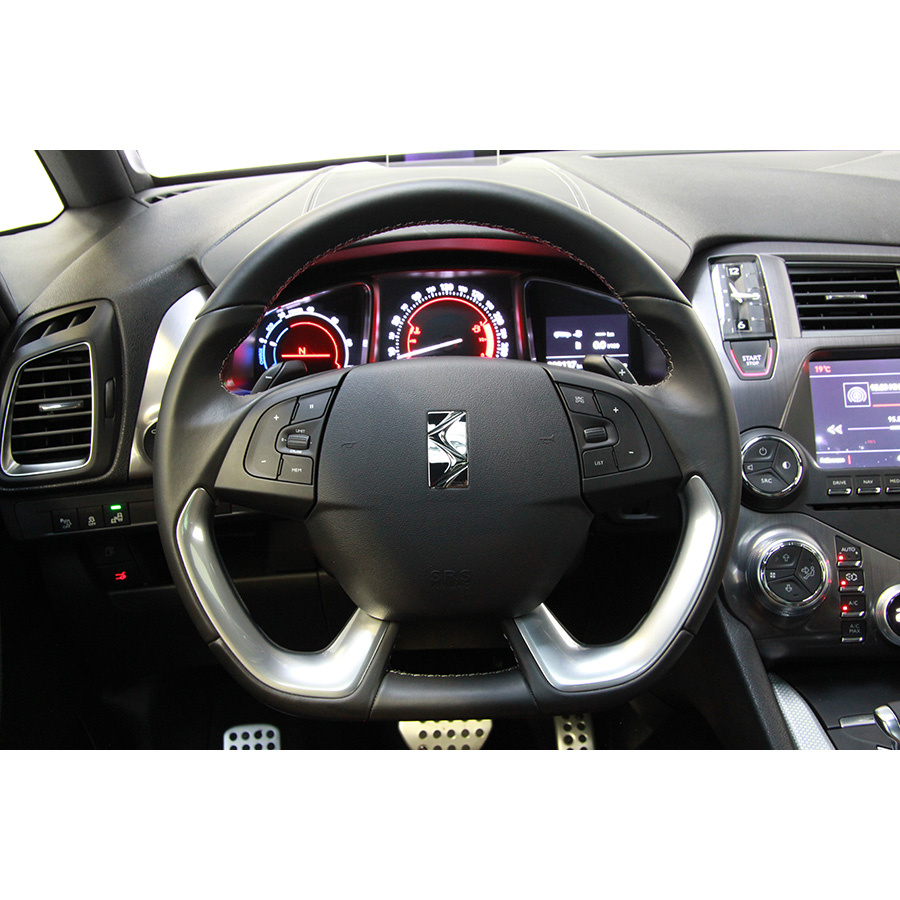 DS Automobiles DS5 Hybrid 4x4 ETG6 - 