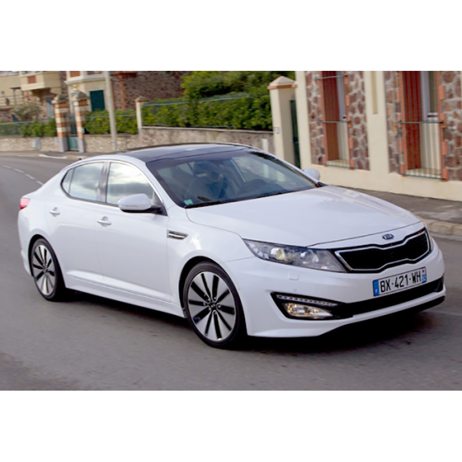 Test Kia Optima 2.0 Hybrid - Essai voiture routière - UFC ...