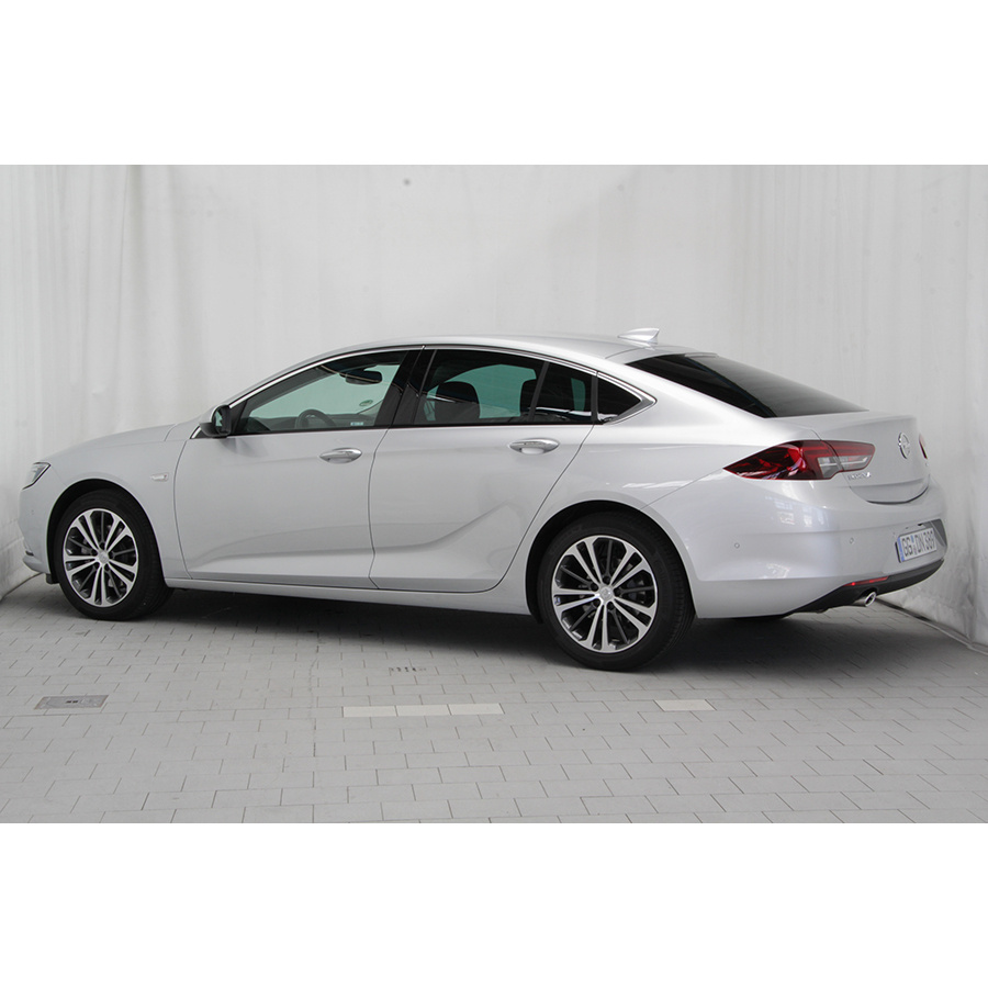 Opel Insignia Grand Sport 2.0 D 170 ch BlueInjection - 