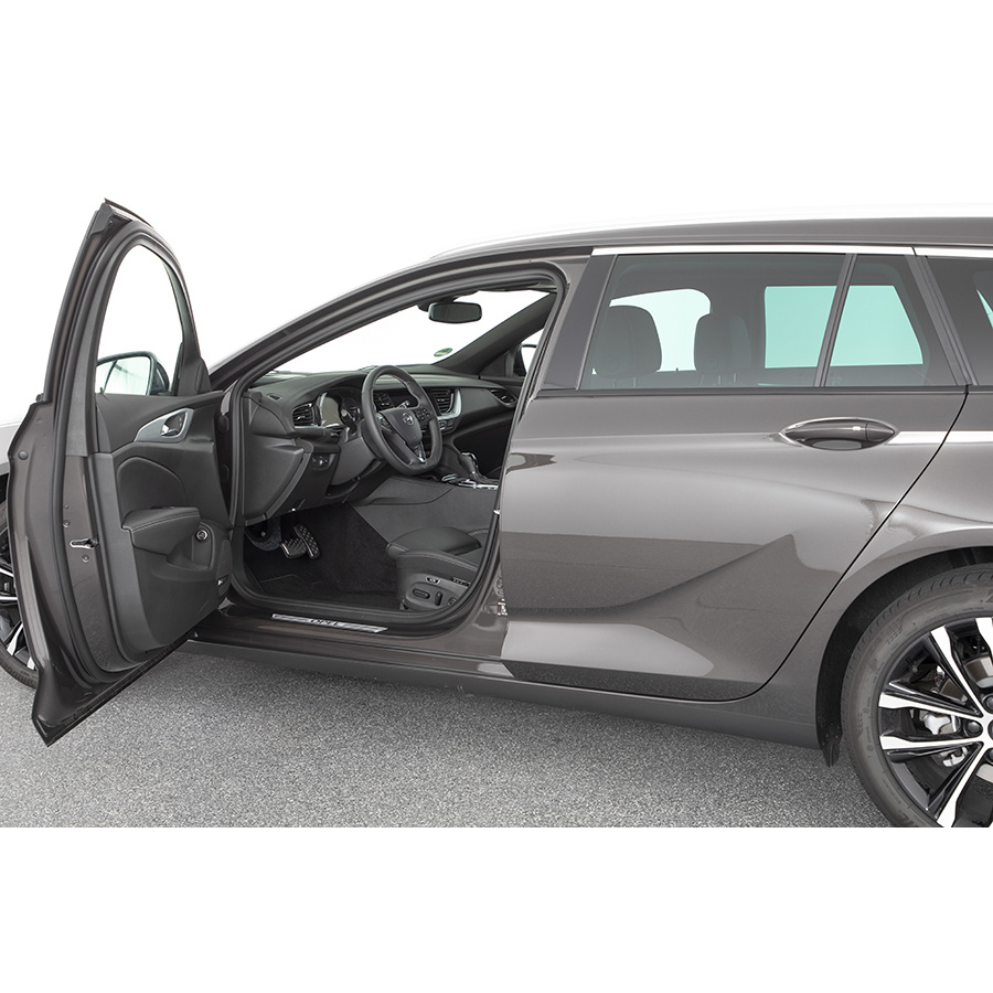 Opel Insignia Sports Tourer 2.0 Diesel 174 ch BVA8 - 