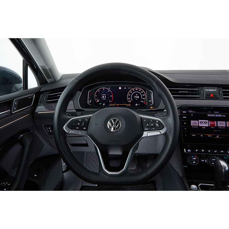 Volkswagen Passat SW 2.0 TDI 190 DSG7 4Motion - 