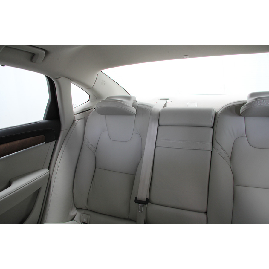 Volvo S90 D4 190 ch Geartronic A - 