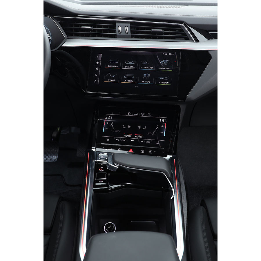 Audi e-tron 55 quattro 408 ch