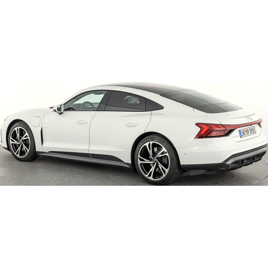 Audi e-tron GT 476 ch quattro