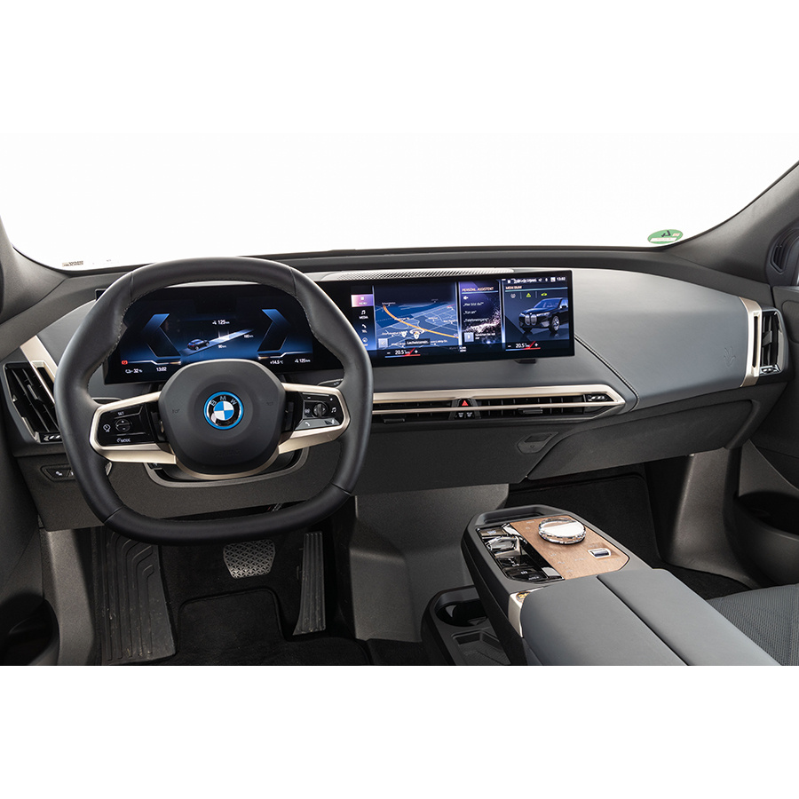 BMW iX xDrive50 523 ch
