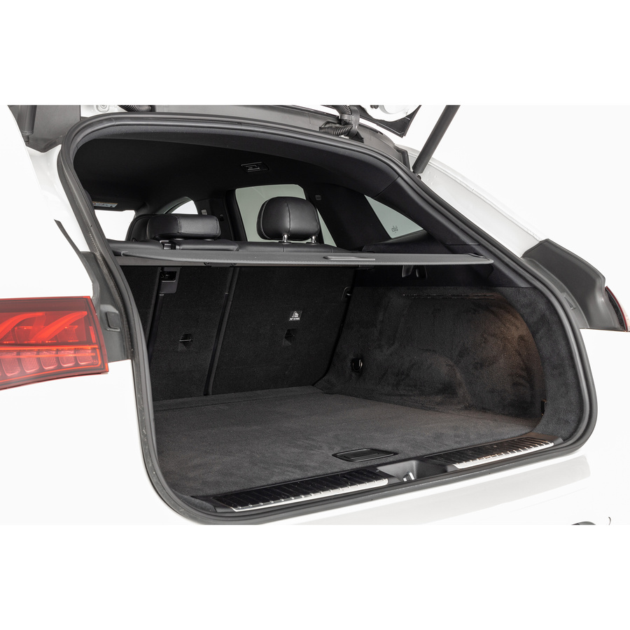 Mercedes EQE SUV 350+ Electric Art