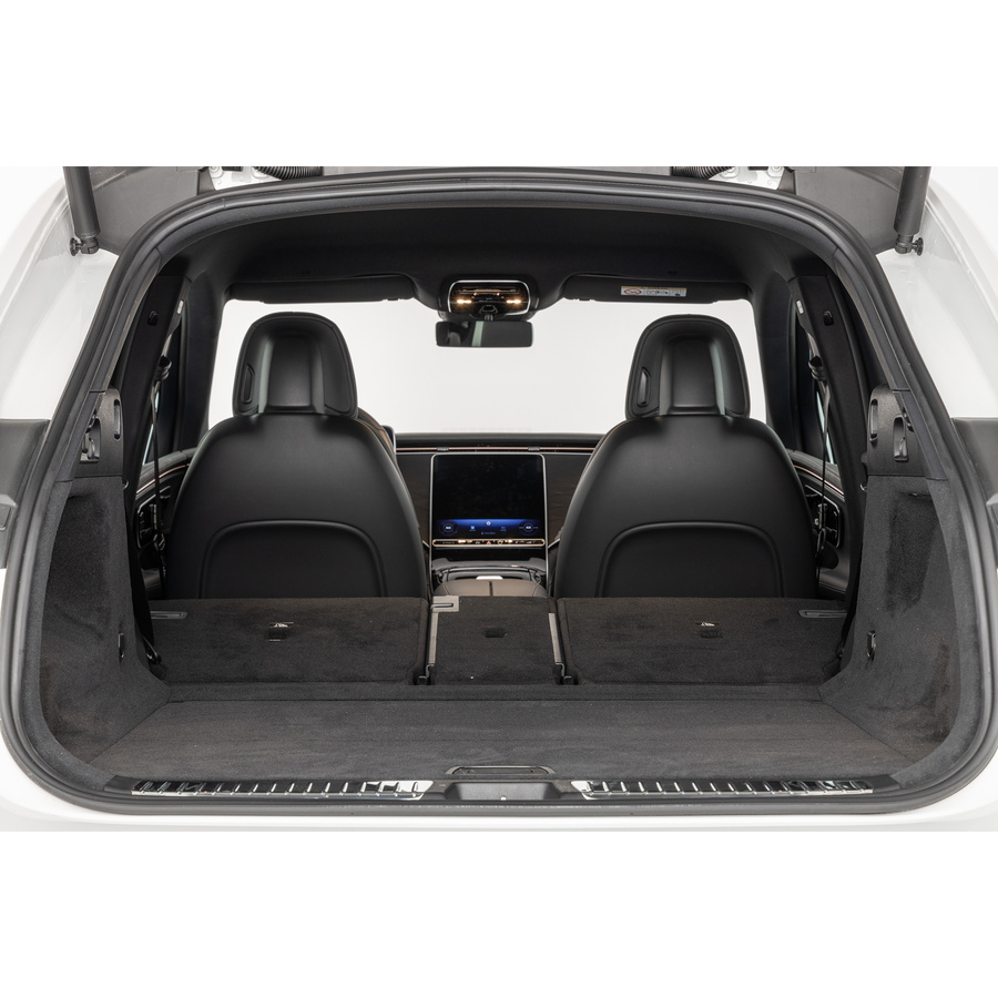 Mercedes EQE SUV 350+ Electric Art