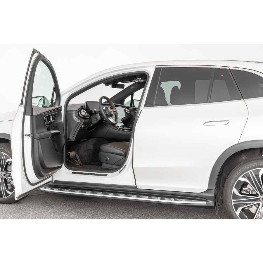 Mercedes EQE SUV 350+ Electric Art