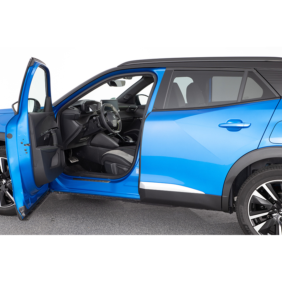 Peugeot e-2008 électrique 136 ch