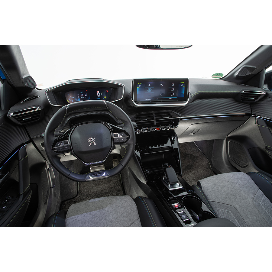 Peugeot e-208 électrique 50 kWh 136ch GT