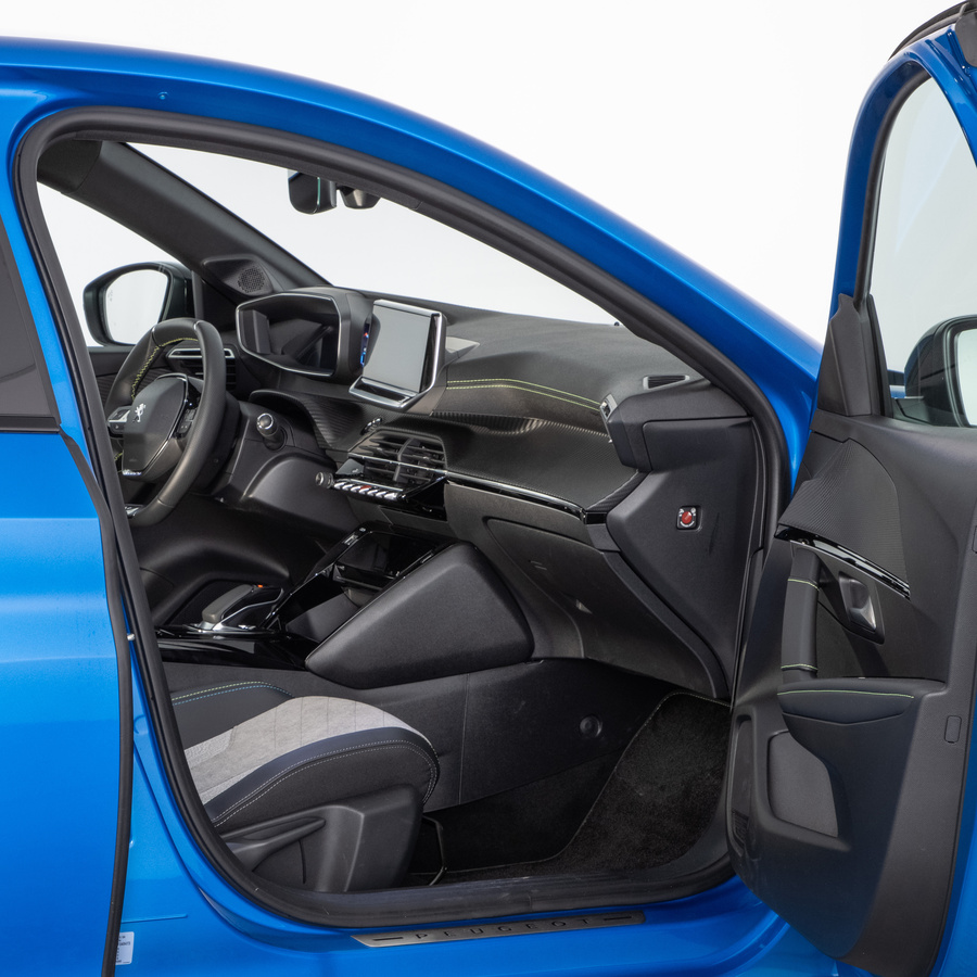 Peugeot e-208 électrique 50 kWh 136ch GT
