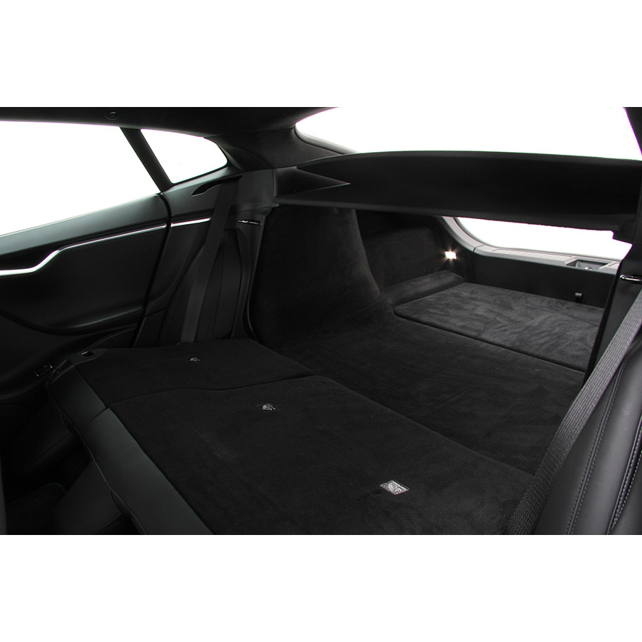 Tesla Model S 90D Dual Motor