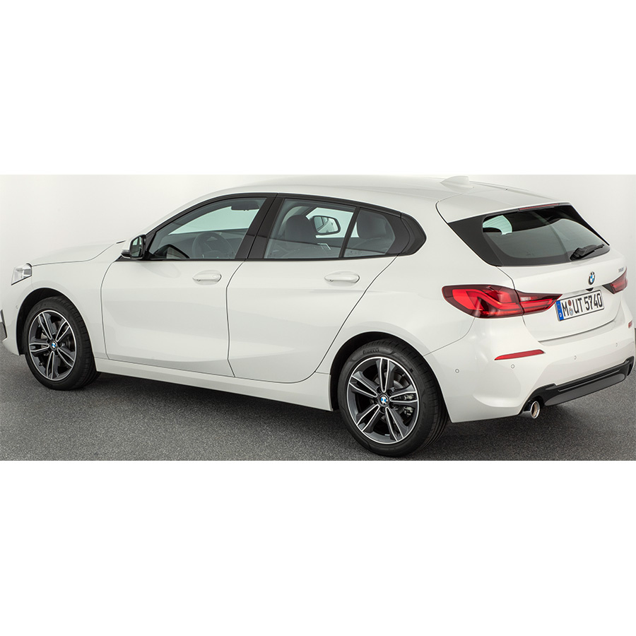 BMW 118i 140 ch DKG7