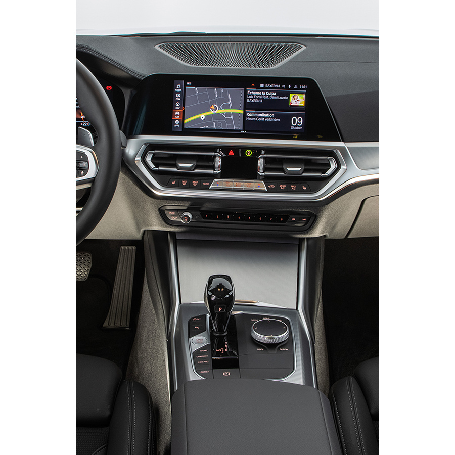 BMW 320d 190 ch Touring BVA8 mild hybrid