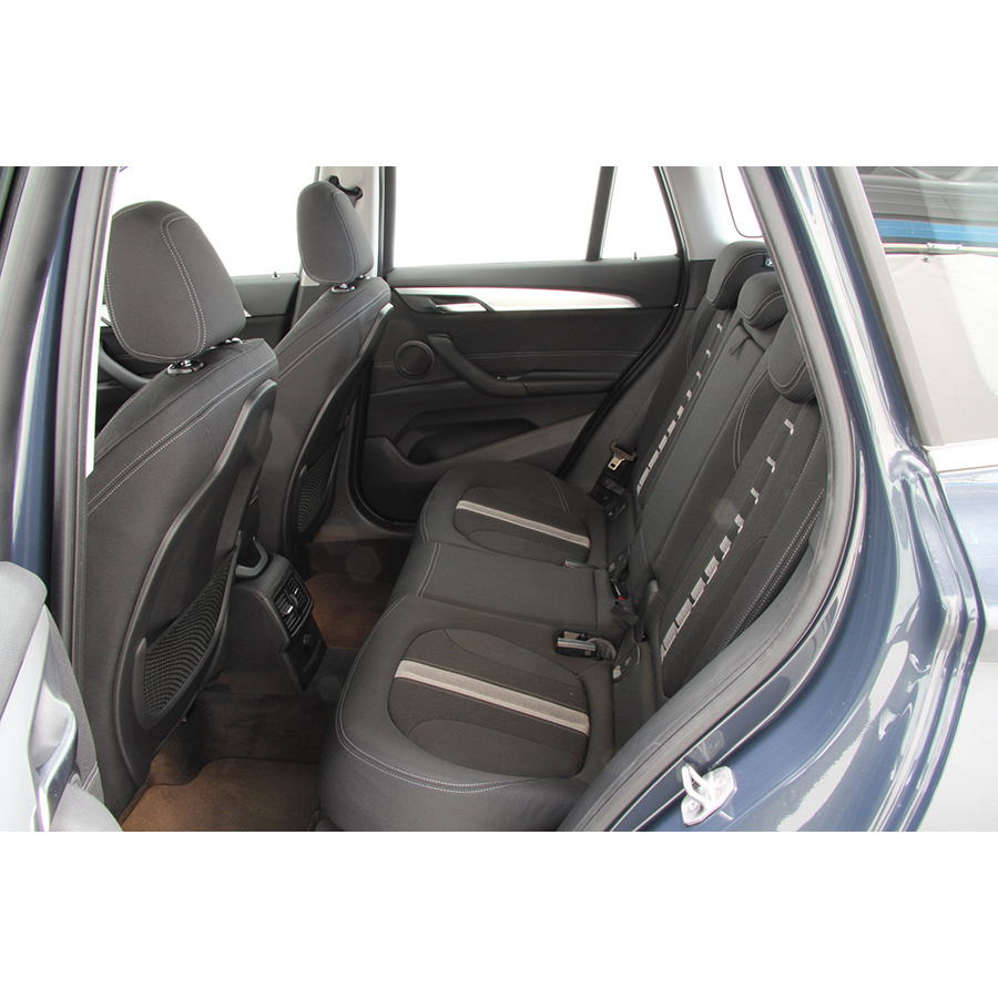 BMW X1 sDrive18i 136 ch