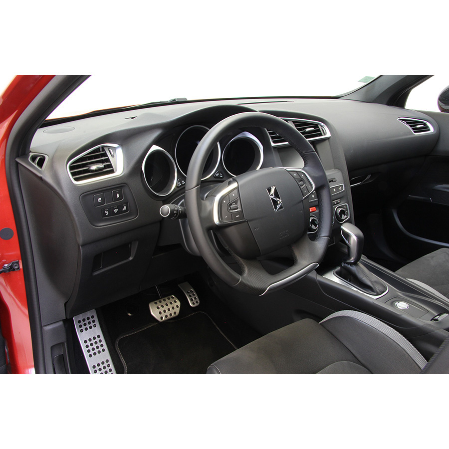 DS Automobiles DS 4 Crossback BlueHDi 180 S&S EAT6