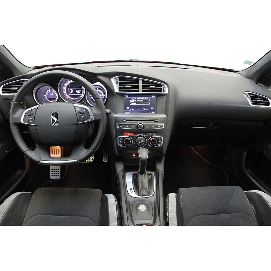 DS Automobiles DS 4 Crossback BlueHDi 180 S&S EAT6