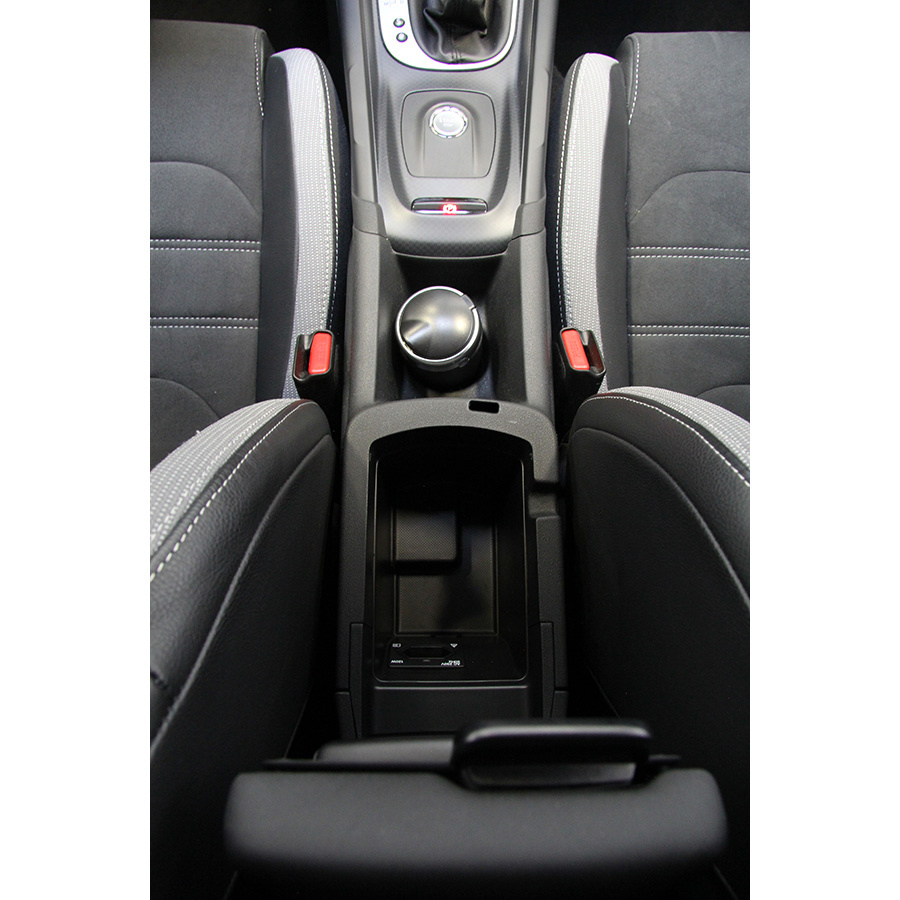 DS Automobiles DS 4 Crossback BlueHDi 180 S&S EAT6