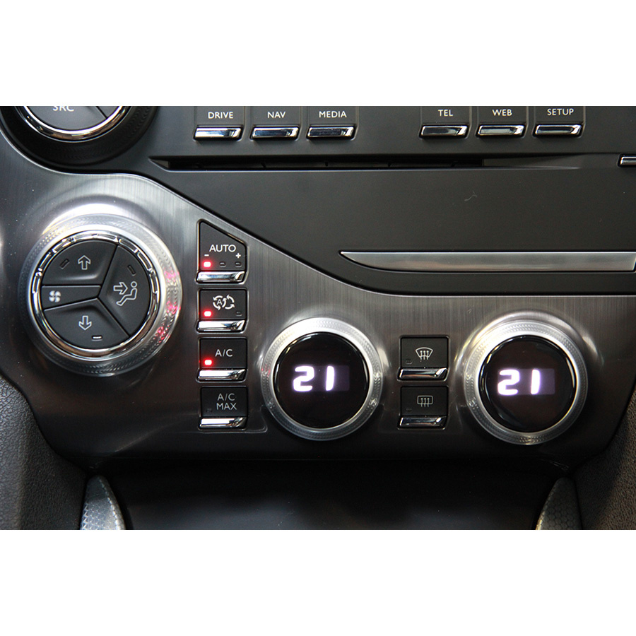 DS Automobiles DS 5 Hybrid 4x4 ETG6