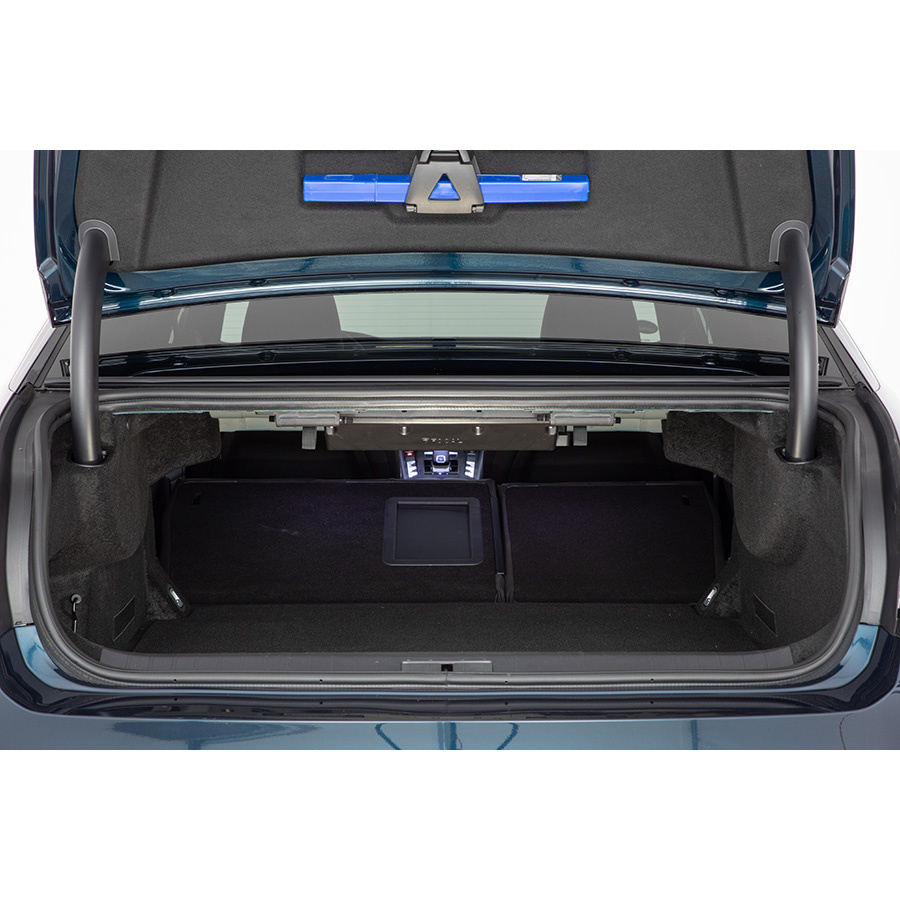 DS Automobiles DS 9 Hybride E-Tense 225