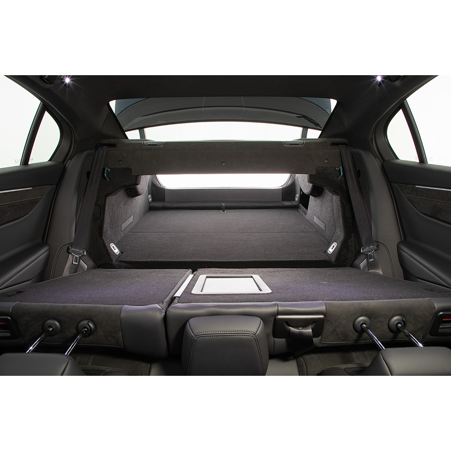 DS Automobiles DS 9 Hybride E-Tense 225