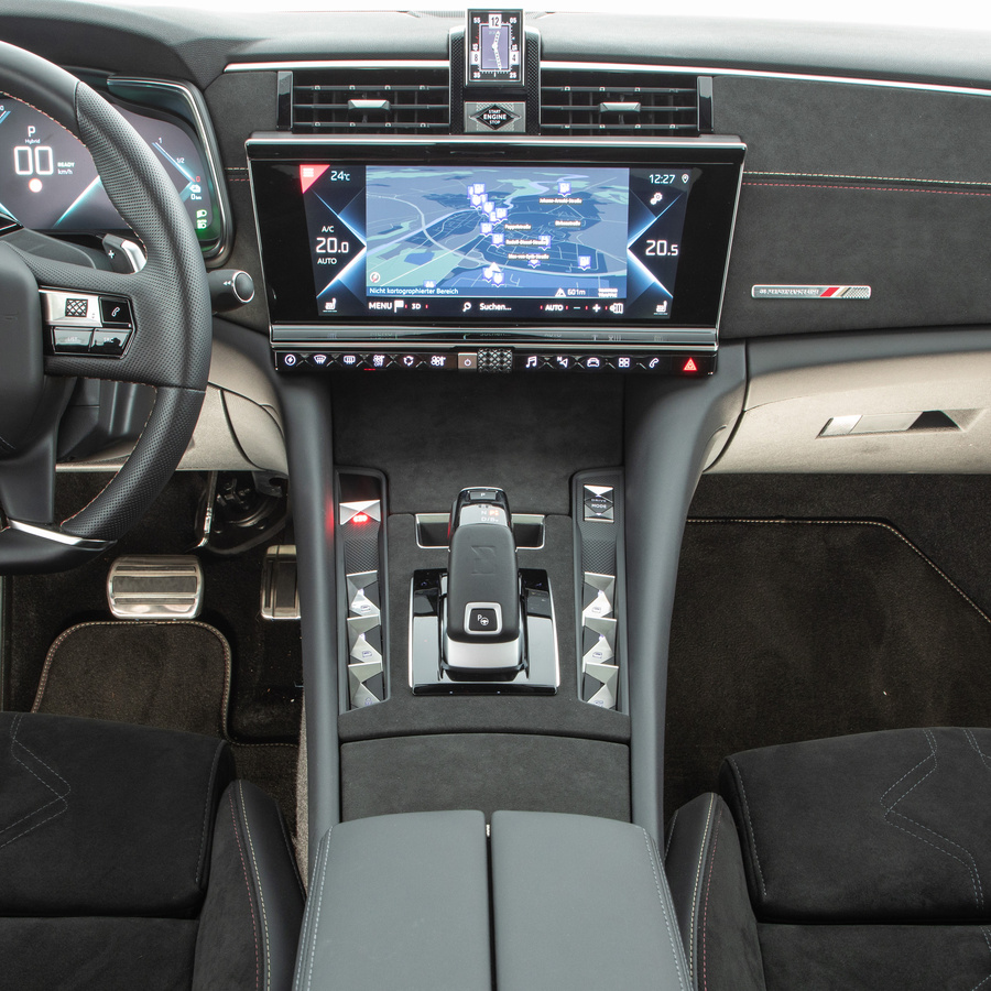 DS Automobiles DS 9 Hybride E-Tense 225