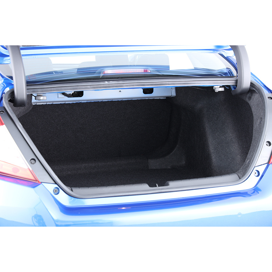 Honda Civic 4 portes 1.5 i-VTEC 182
