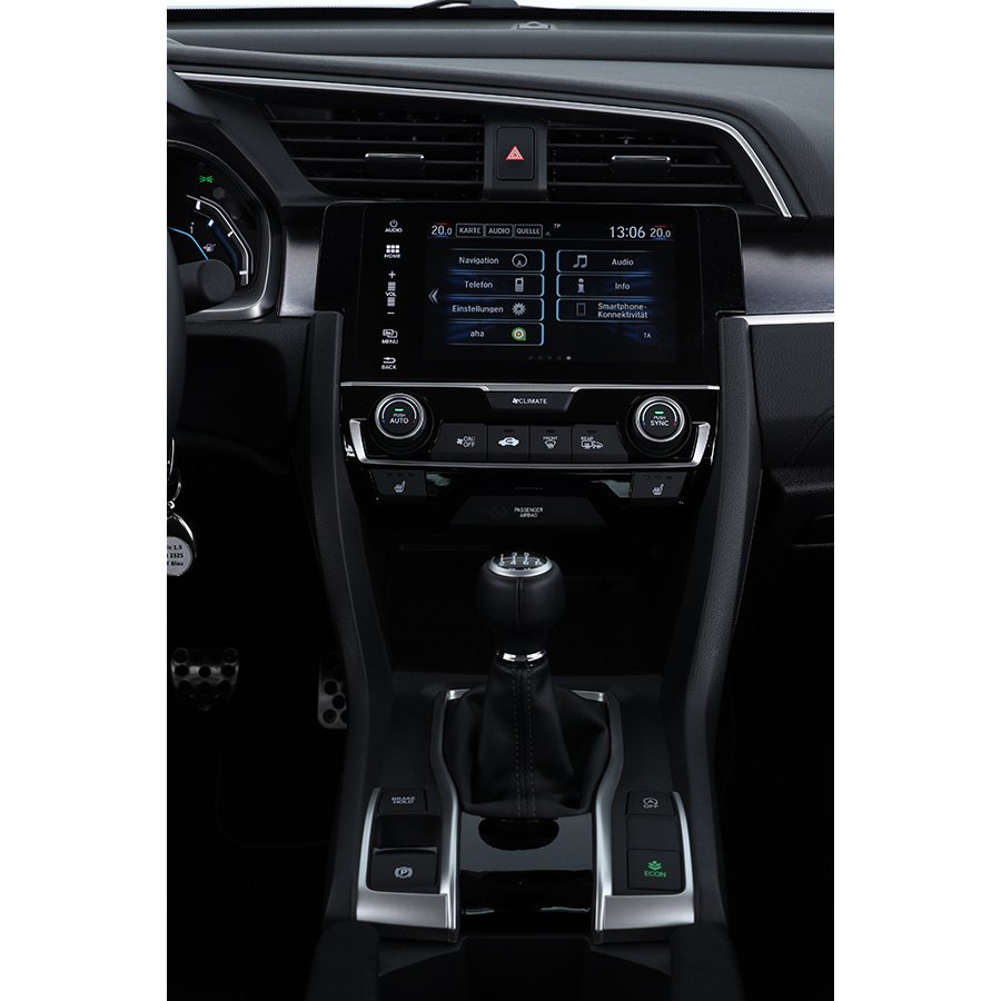 Honda Civic 4 portes 1.5 i-VTEC 182