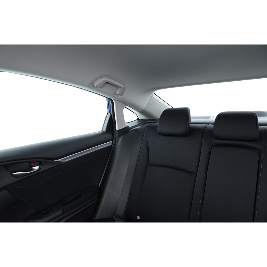Honda Civic 4 portes 1.5 i-VTEC 182
