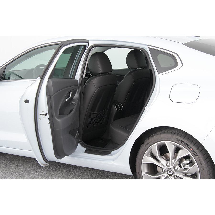 Hyundai i30 Fastback 1.4 T-GDi 140 DCT-7