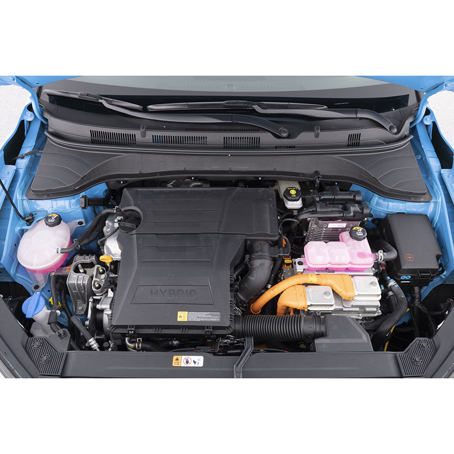 Hyundai Kona 1.6 Hybrid 141