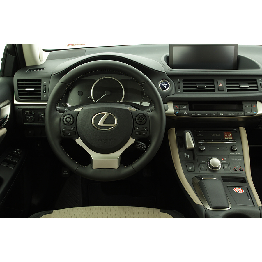 Lexus CT 200h
