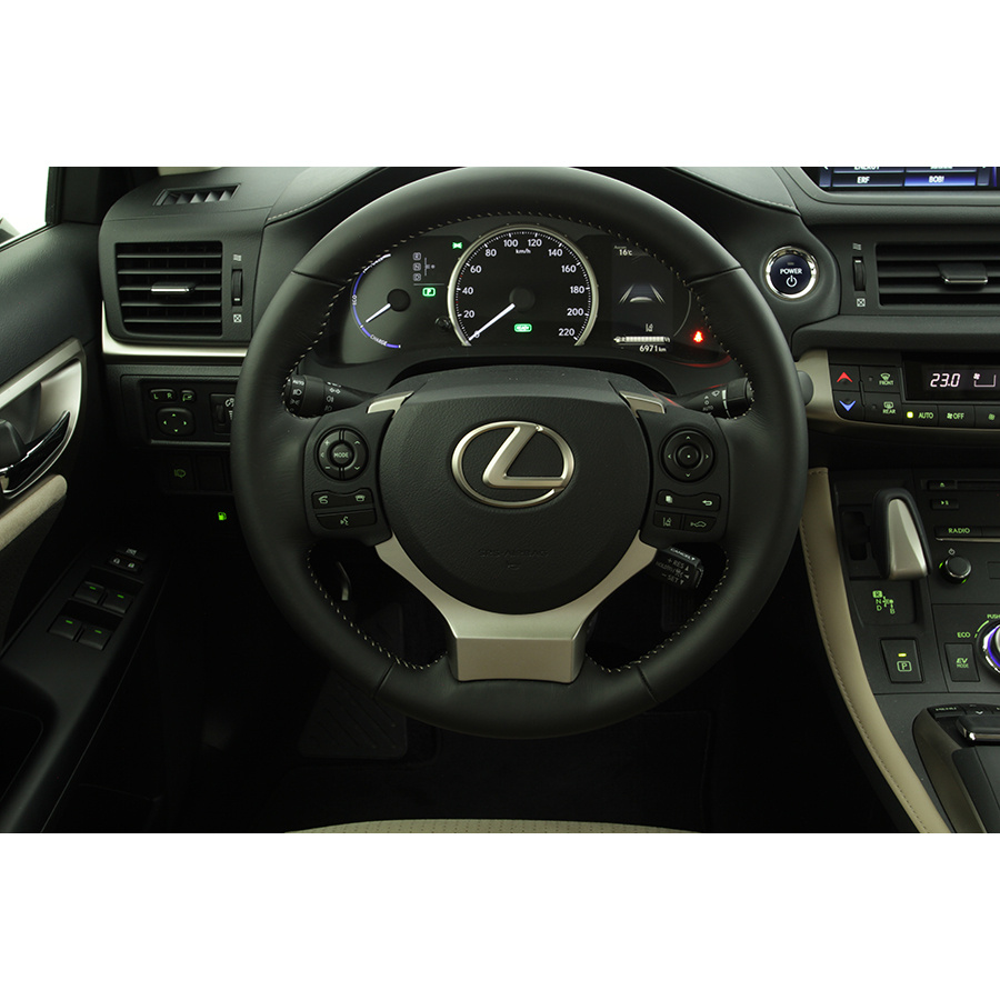 Lexus CT 200h