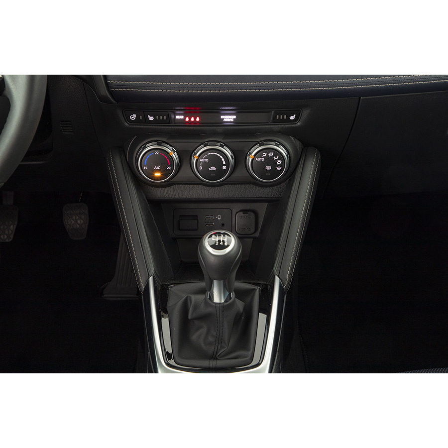 Mazda 2 1.5L Skyactiv-G M Hybrid 90ch