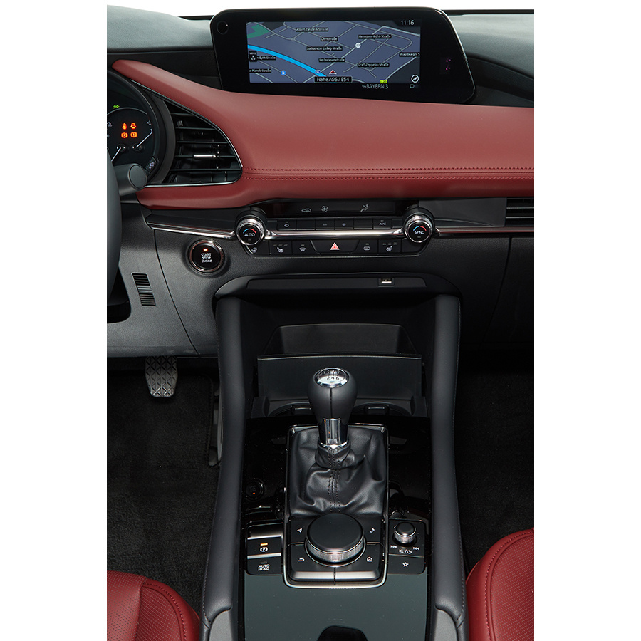 Mazda 3 2.0L SKYACTIV-X M Hybrid 180 ch BVM6