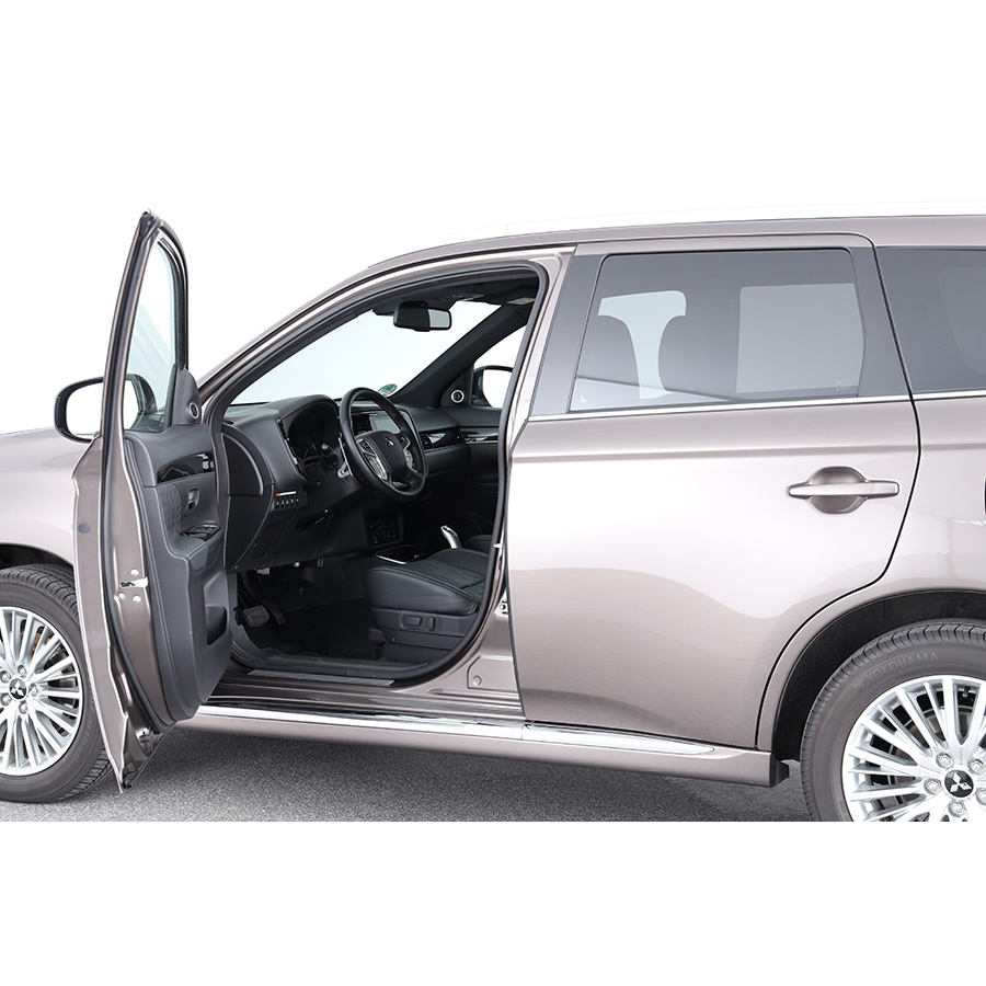 Mitsubishi Outlander 2.4 l PHEV Twin Motor 4WD