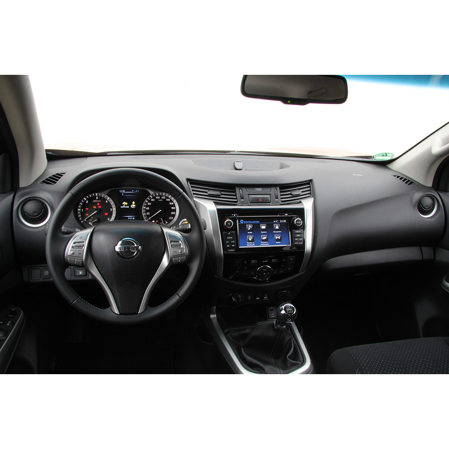 Nissan NP300 Navara 2.3 dCi Double Cab N-Connecta