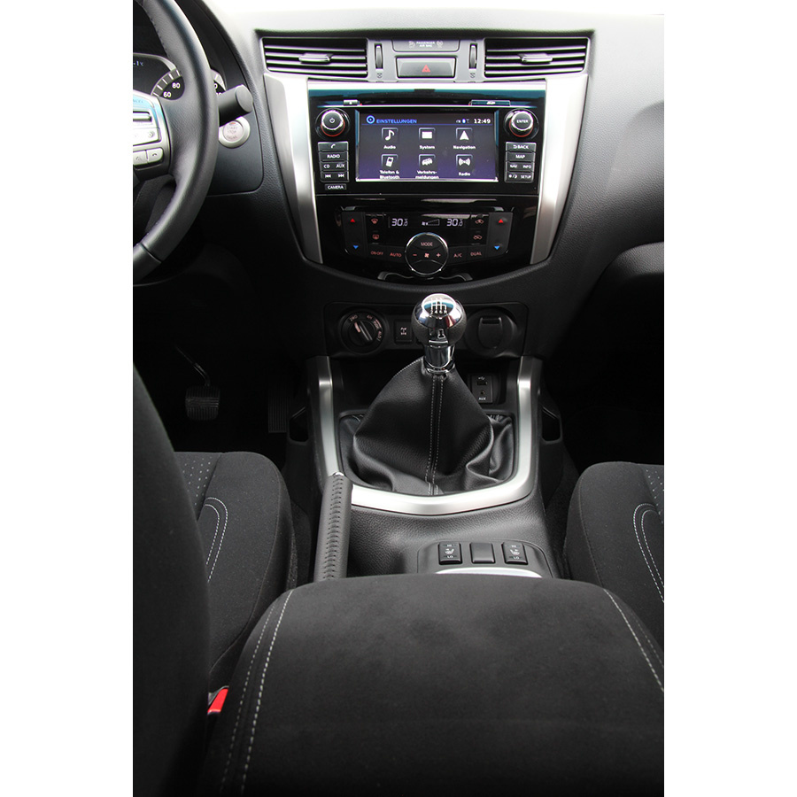 Nissan NP300 Navara 2.3 dCi Double Cab N-Connecta