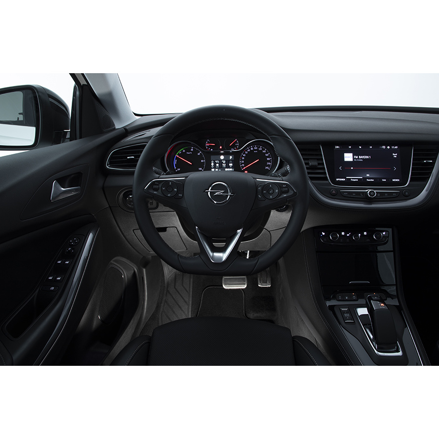 Opel Grandland X Hybrid 225 ch BVA8