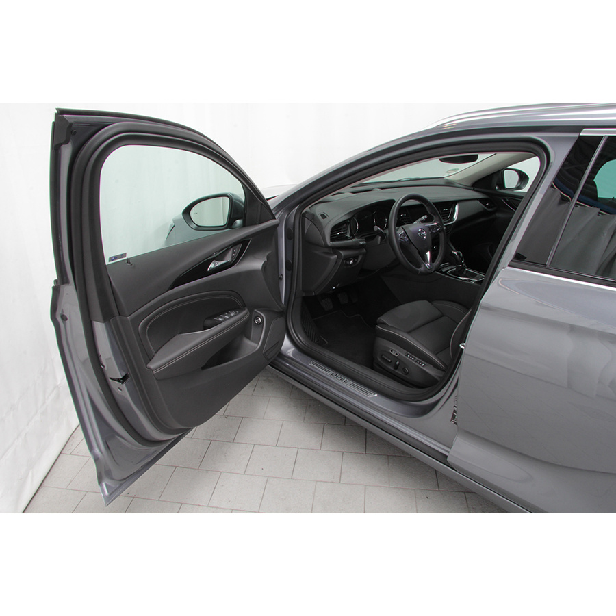Opel Insignia Sports Tourer 1.6 D 136 ch Ecotec