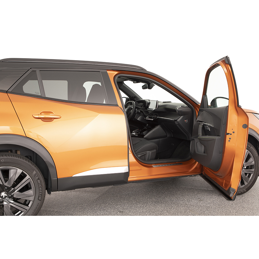 Peugeot 2008 PureTech 155 GT EAT8