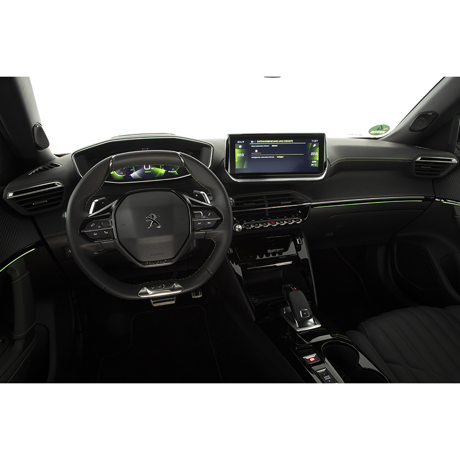 Peugeot 2008 PureTech 155 GT EAT8