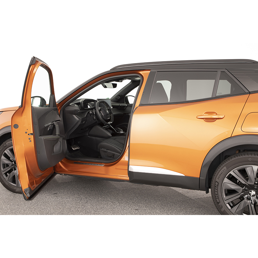 Peugeot 2008 PureTech 155 GT EAT8