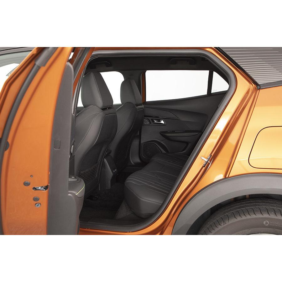 Peugeot 2008 PureTech 155 GT EAT8