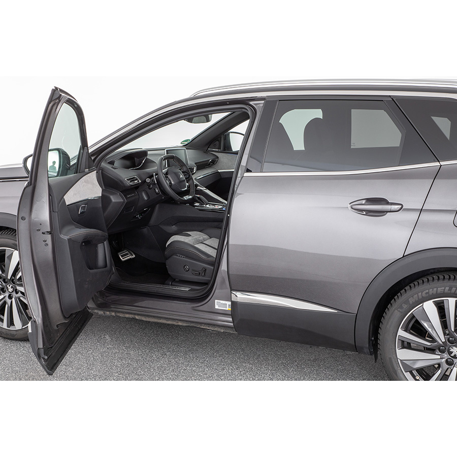 Peugeot 3008 Hybrid 300 e-EAT8
